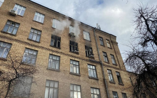 В Киеве загорелся институт автоматики, видео