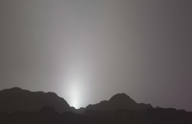 Появились уникальные снимки заката на Марсе: фото