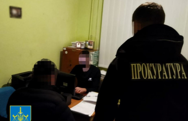 COVID-сертифікати для заробітчан: на Львівщині викрито підпільну типографію