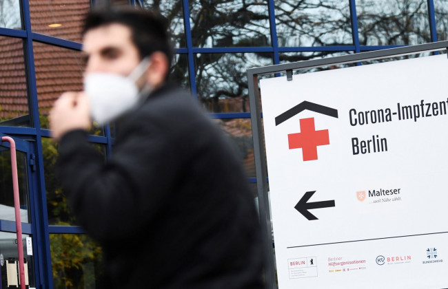 «К концу зимы все будут вакцинированы, выздоровеют или умрут»: в Германии хотят ужесточить карантин