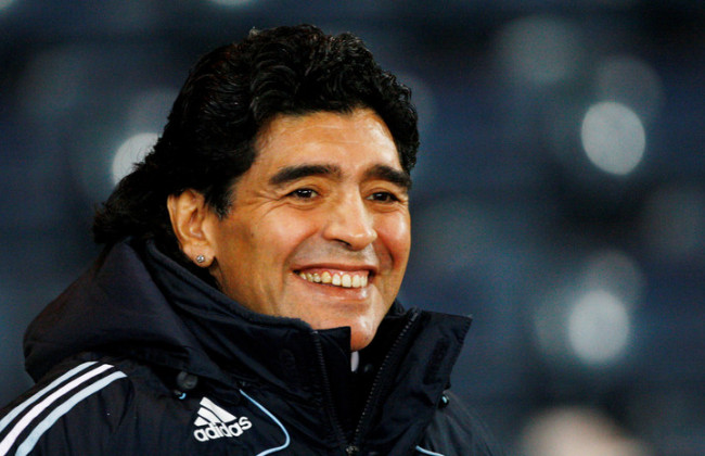 Диего Марадона похоронен без сердца: его хотели украсть фанаты