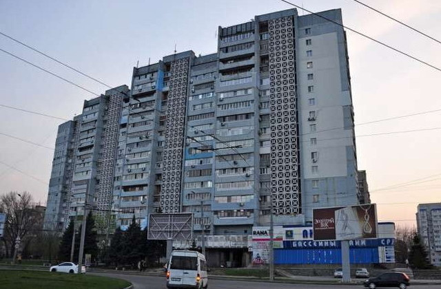 В Днепре конфликт между курьером и заказчиком закончился стрельбой и поножовщиной