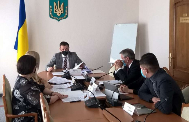 Освітній комітет розглядає питання щодо премій молодим ученим та пільг освітянам