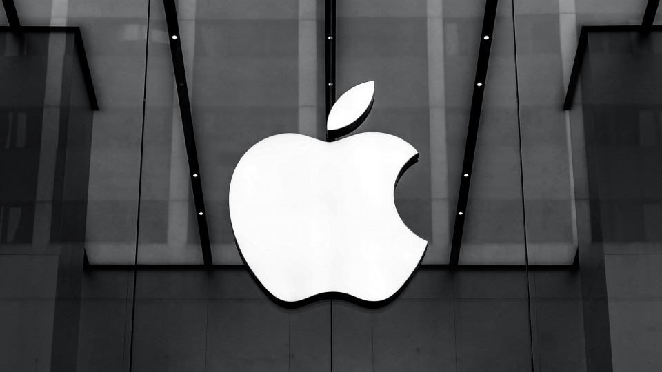 Apple обвинила NSO Group в шпионаже: компания подает в суд иск