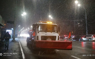 Водіїв столиці попереджають про небезпеку на дорогах: як уникнути ДТП