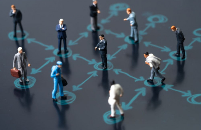 В Нидерландах за несоблюдение социальной дистанции придется заплатить штраф