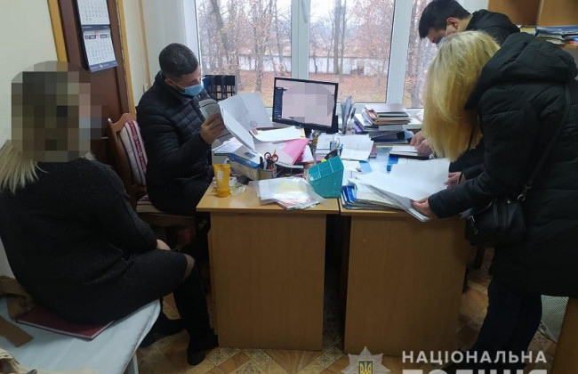 На Вінниччині група медиків продавала COVID-сертифікати