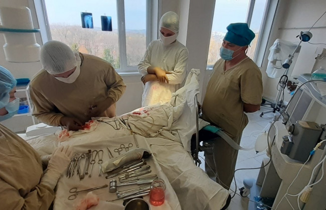 На Житомирщині почали робити складні операції на кістках