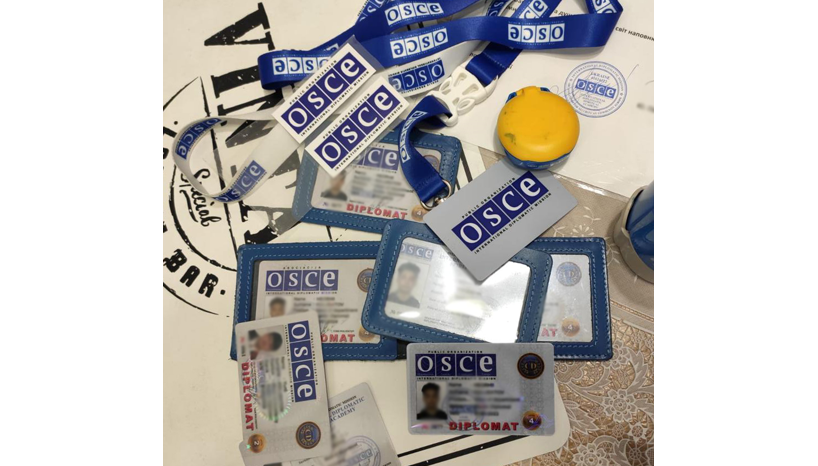 Продавали фейкові посвідчення ОБСЄ: у Києві викрили шахрайську схему, фото