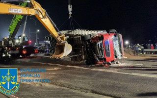 Розчавив таксі з людьми під Харковом: що вирішив суд щодо водія вантажівки