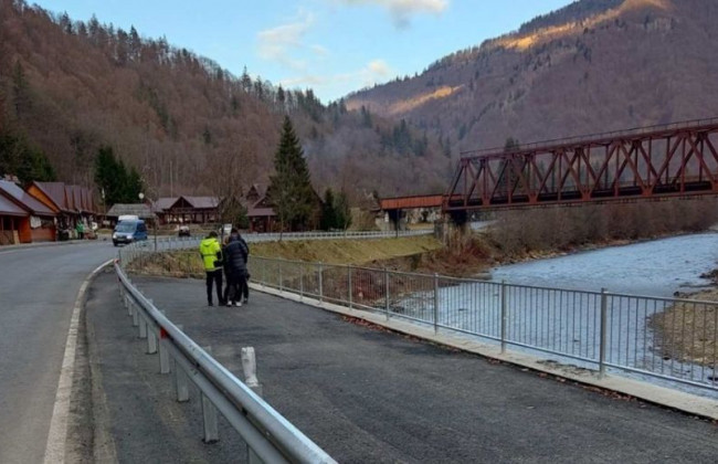 На Закарпатье отремонтировали дорогу, которая ведет в уникальное место: фото