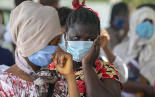 Новый штамм коронавируса связывают с ВИЧ/СПИД: подробности