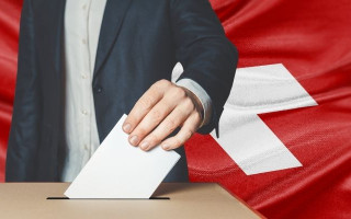 В Швейцарии хотят отменить COVID-сертификаты: проведут референдум