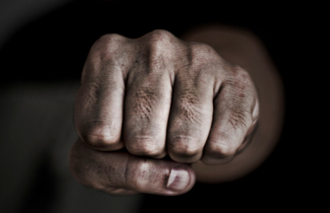 В киевском супермаркете из-за маски подрались кассир и посетитель