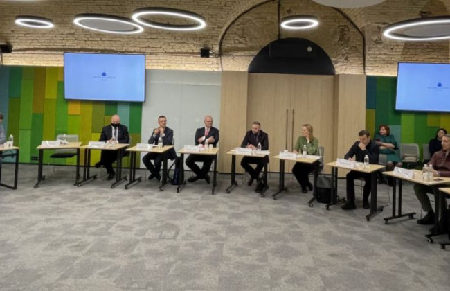 У Мінфіні повідомили, що повинна змінити реформа системи оплати праці держслужбовців