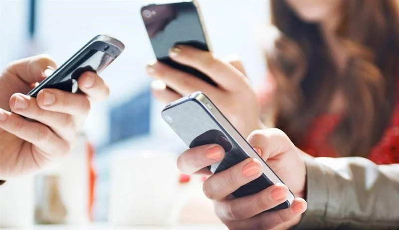 Мобільні телефони українців поставлять на облік або відключать: законопроект від «Слуг народу»