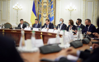 Зеленський зустрівся з радою директорів і керівниками компаній – членів Американської торговельної палати в Україні