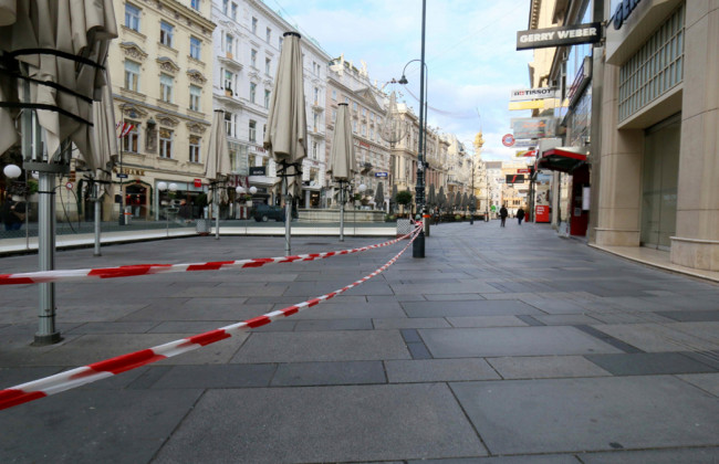 Австрия думает штрафовать за отказ от вакцинации на 7200 евро