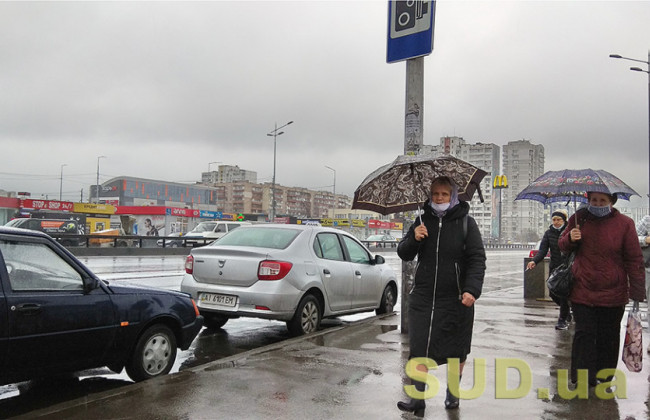 Сильные порывы ветра обесточили почти 200 населенных пунктов