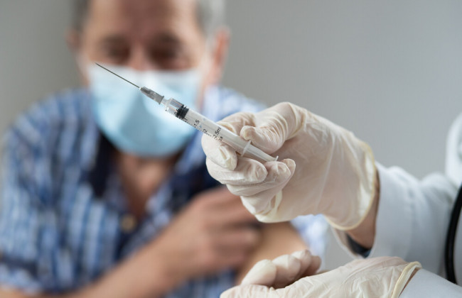 В Греции оштрафуют невакцинированных граждан старше 60 лет