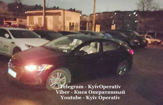 В Киеве у парня пытались угнать авто, а потом его наказал сосед за парковку