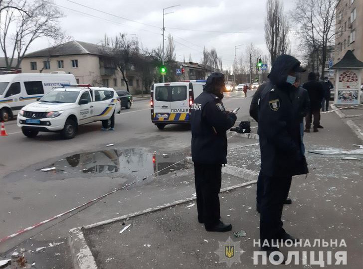 В спальном районе Киева взорвали банкомат и украли деньги