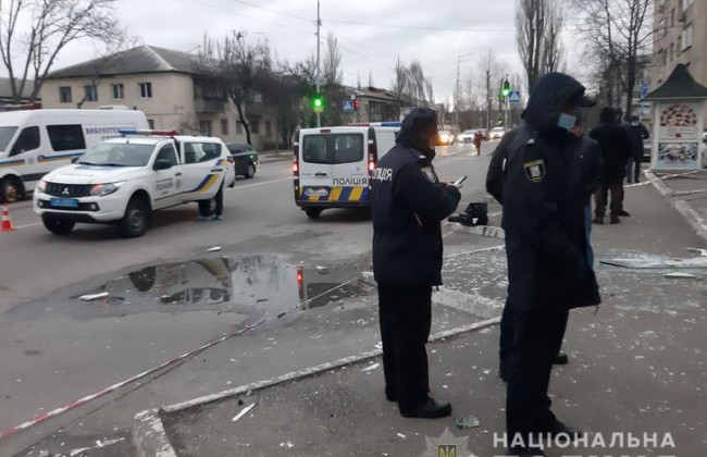 В спальном районе Киева взорвали банкомат и украли деньги