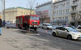 В Харьковском горсовете ищут бомбу: подробности