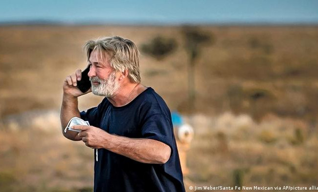 Смерть украинки на съемках в США: актер Алек Болдуин впервые рассказал об инциденте