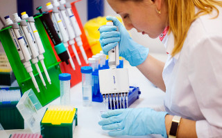 Возможен конец пандемии: ученые нашли антитело для новой COVID-вакцины