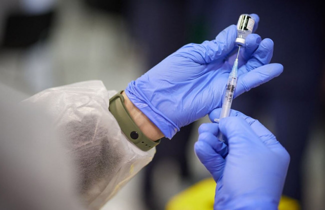 Нужна ли прививка переболевшим Covid-19: ответ иммунолога