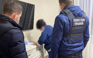 Привласнила півмільйона гривень: у Києві екс-чиновниці повідомили про підозру