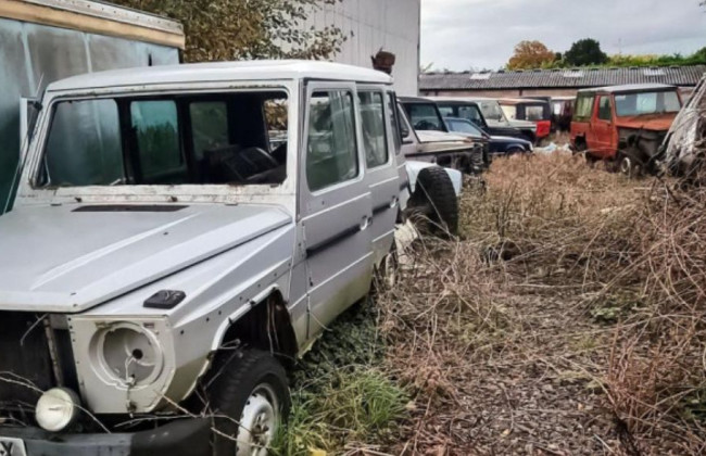 Блогер обнаружил «кладбище» автомобилей Mercedes-Benz G-Class, видео