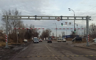 На въездах в Киев устанавливают ворота: для чего они