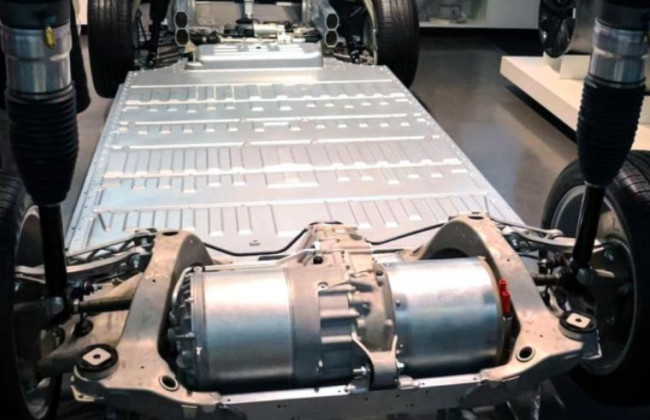 Аккумуляторы для электромобилей подешевели на 90% за 10 лет