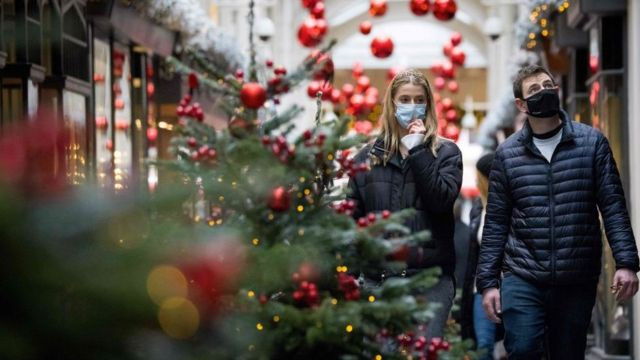 Польша планирует ввести локдаун на рождественские праздники: кого коснутся ограничения