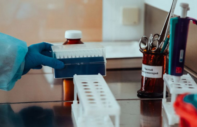 Штамм «Омикрон» подобрался к границам Украины