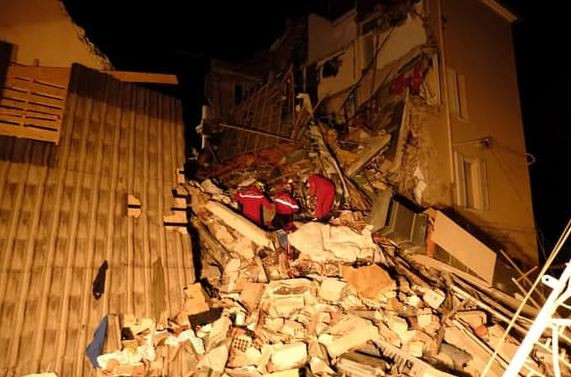 Во Франции в результате взрыва обрушился жилой дом
