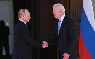 Байден и Путин начали переговоры: первые подробности и фото