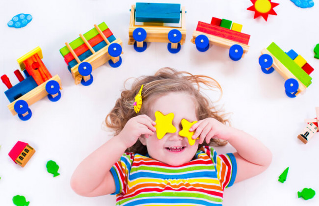 В Украине изъяли из продажи тысячи опасных игрушек