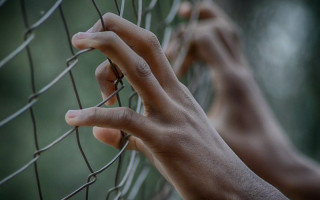 У Києві покарали жінок, які втягнули неповнолітню в проституцію та експлуатували