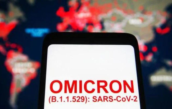 Стало известно, как штамм «Омикрон» может ухудшить ситуацию с коронавирусом