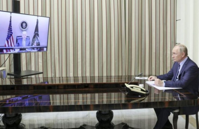 Ушаков рассказал, как Путин отреагировал на угрозу Байдена ввести новые санкции