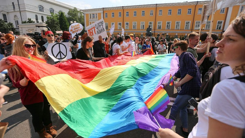 Захист ЛГБТ: у Верховні Раді зареєстрований пакет законопроектів для протидії дискримінації