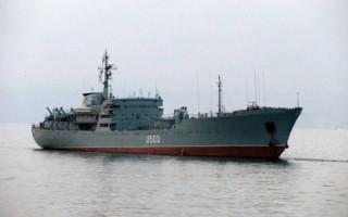 Украинский корабль движется к Керченскому проливу, — ФСБ РФ