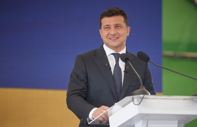 Байден поздравил Зеленского с проведением реформ, в том числе судебной