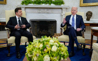 Зеленский и Байден проведут переговоры 9 декабря: названо ориентировочное время