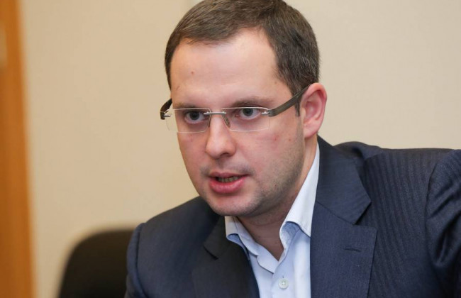 Зеленський ініціював масштабну довгострокову програму із запровадження економічного паспорта