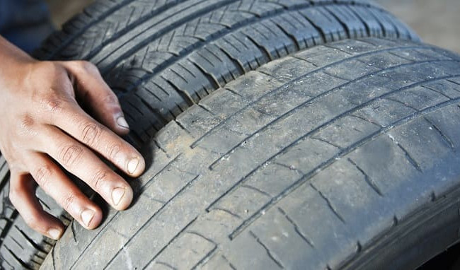 В Украине хотят строже наказывать за «голую» резину на автомобилях