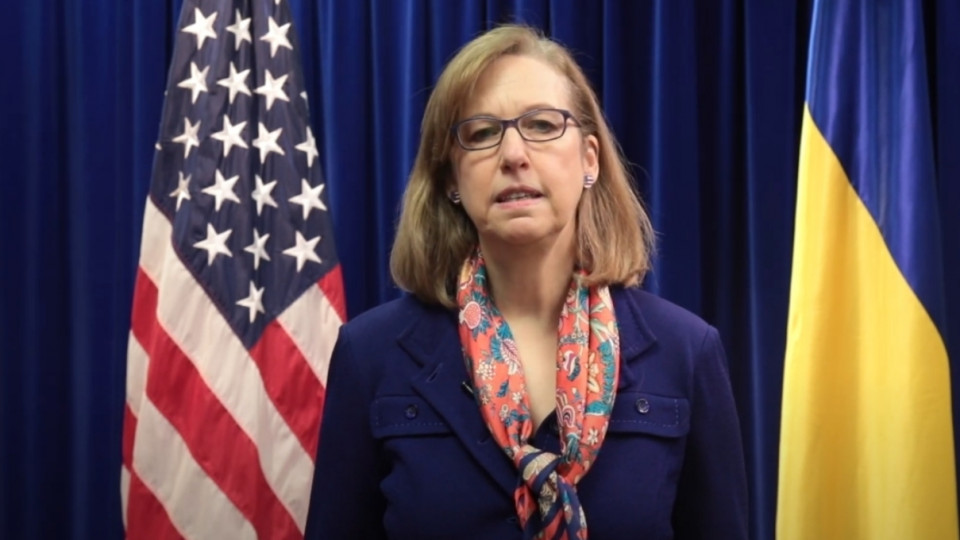 Представитель Посольства США Кристина Квин: «В 17:30 сегодня будет очень важное объявление о санкциях»